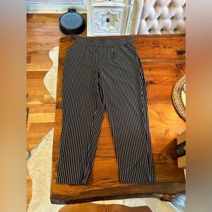 Ladies spandex/polyester blend pants with elastic waist